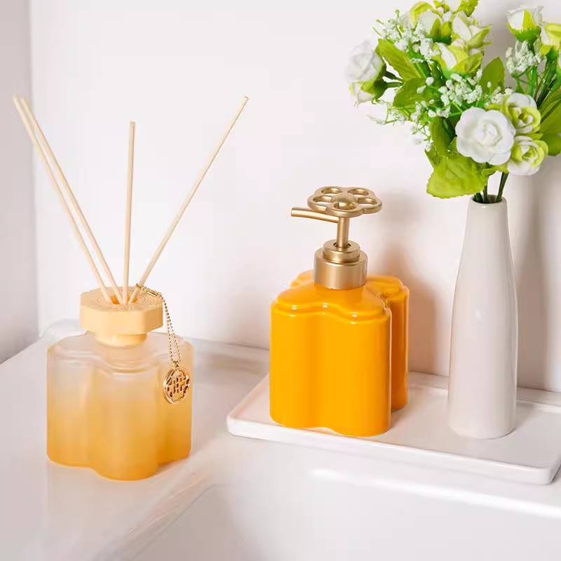Moderno laranja floral cerâmic - Water Bottle Blank avaliação e preço